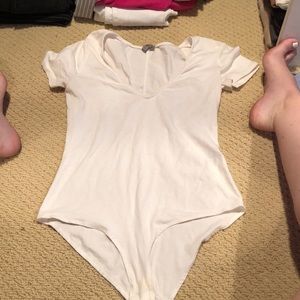 White vneck tshirt body suit